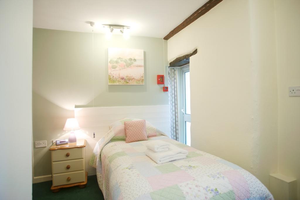 The Old Bridge House Hotell Looe Rom bilde